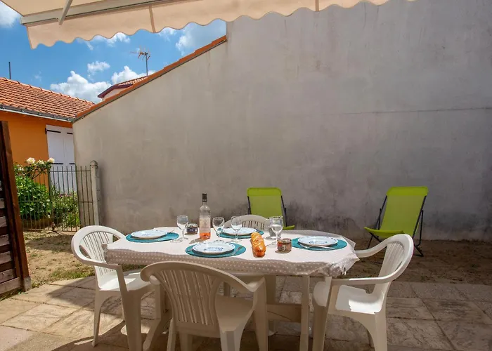 Sam-suffi By Interhome